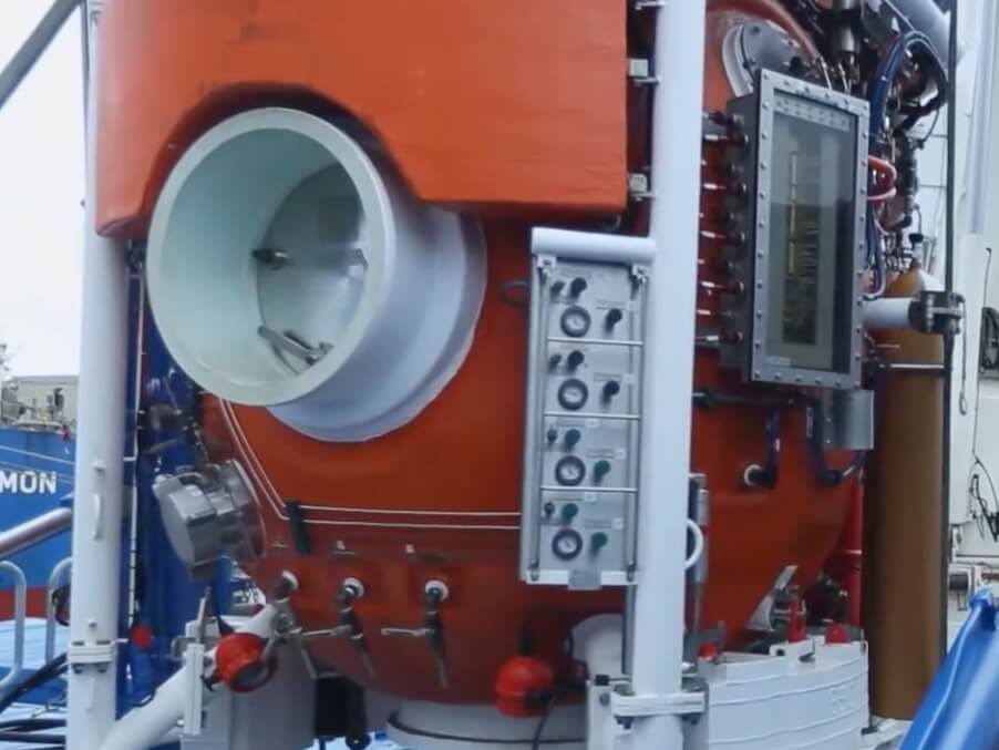 Saturation Diving System on dsv dp2 vessel